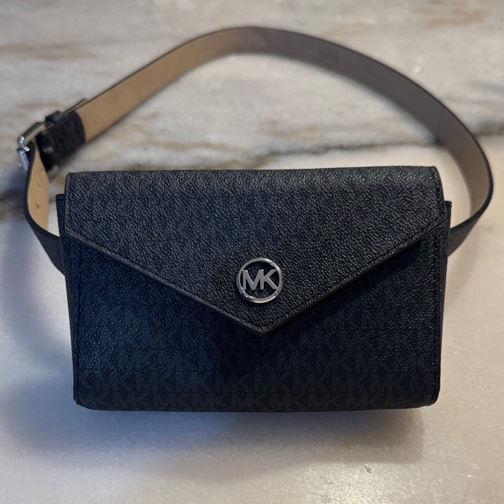 Michael Kors belt bag